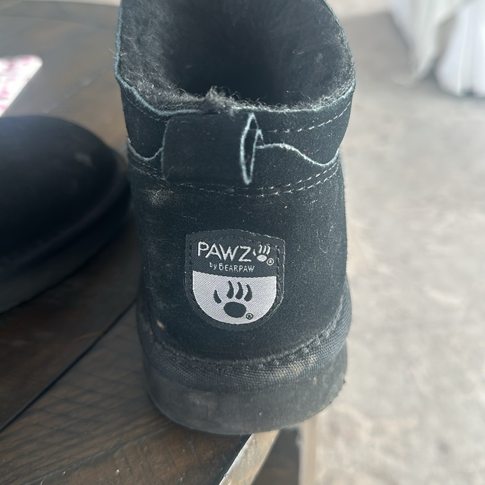 Boots Paws by Bearpaw - Picture 2 of 5